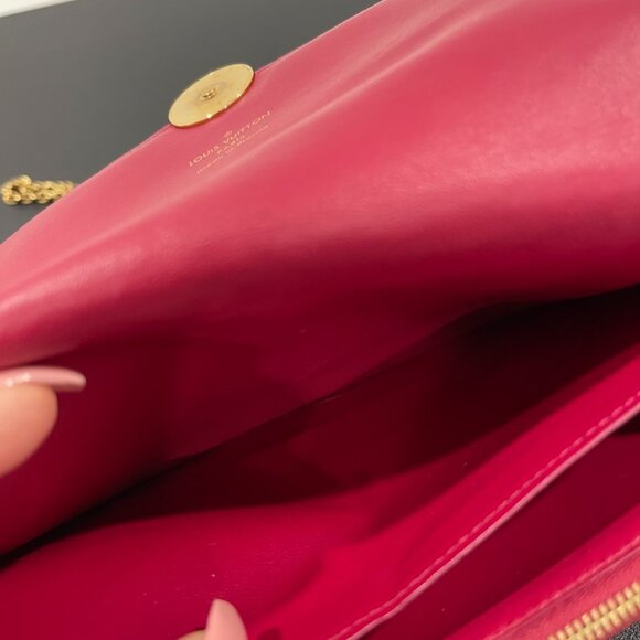 Louis Vuitton Monogram Fiore Wallet on Chain (JB1289) - Picture 9 of 14